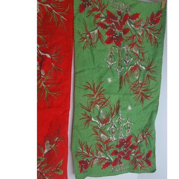 Vintage Noel Tea Towels Set of 2 - Picture 5 of 6